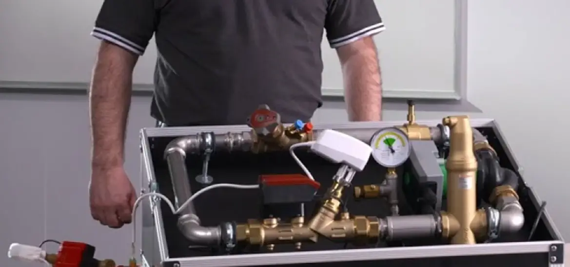 Imi Hydronic Engineering Dn 20-50 Ta-smart Instruction Manual