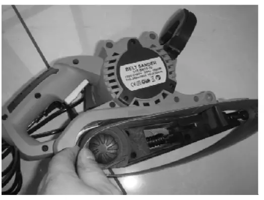 LUMBERJACK EBS76 3 Inch 1010W Belt Sander 7