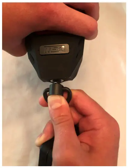 Attach the Retractor