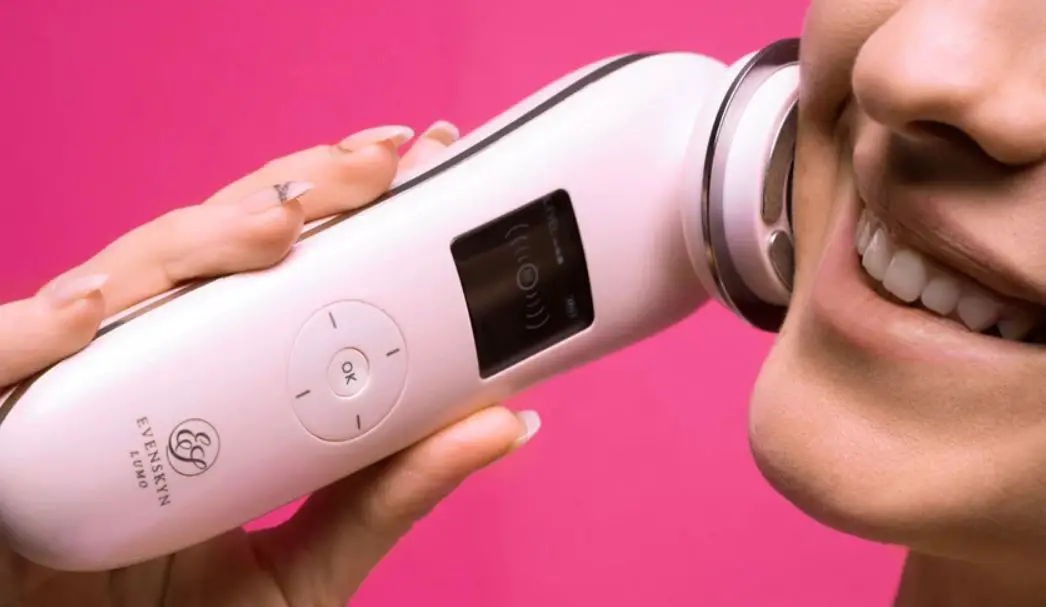 Evenskyn Lumo 0013 Anti-aging Skin Tightening Device User Manual Evenskyn Lumo 0013 Anti-aging Skin Tightening Device User Manual