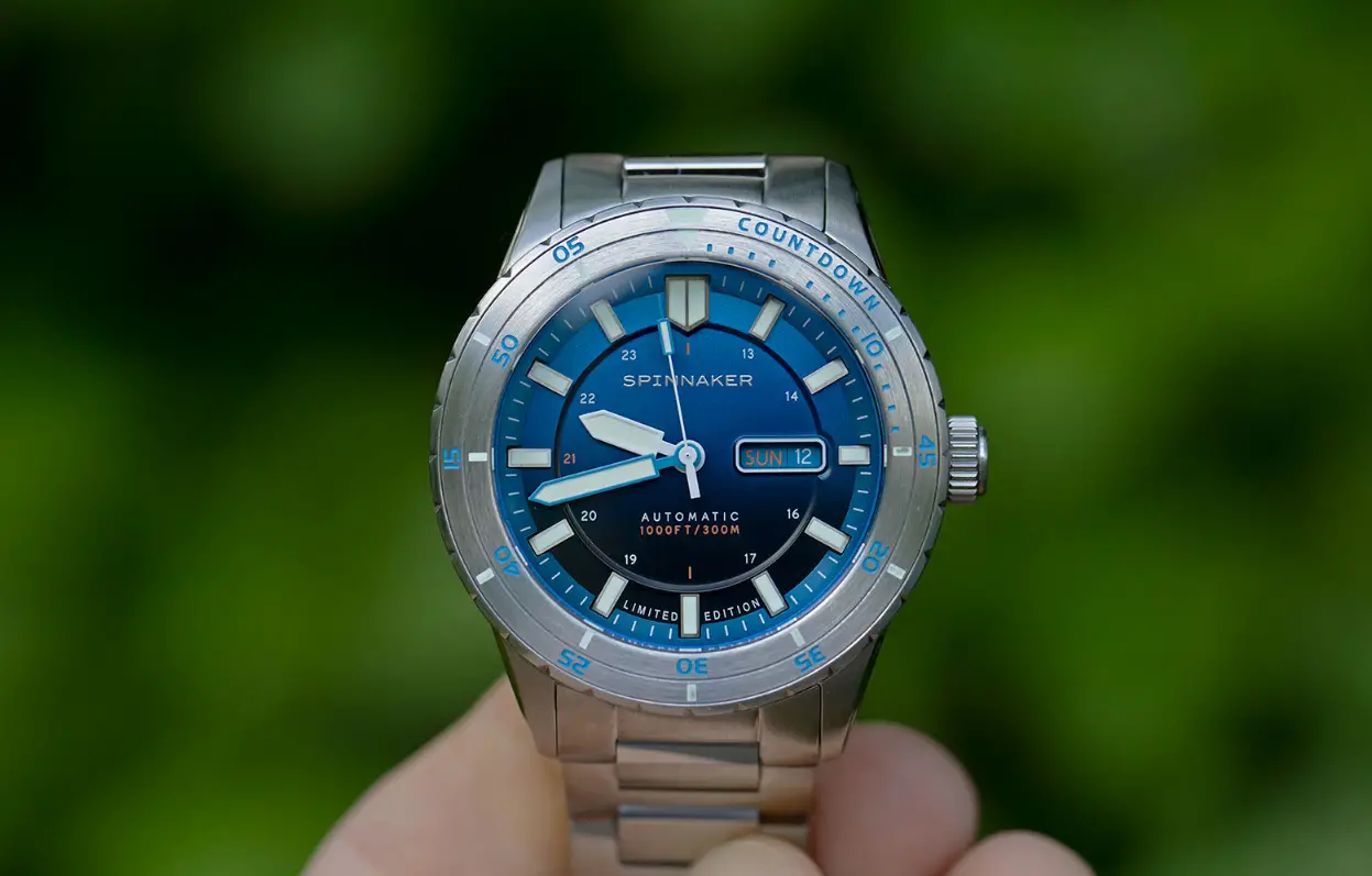 Spinnaker Sp-5104 Smart Watch Instruction Manual