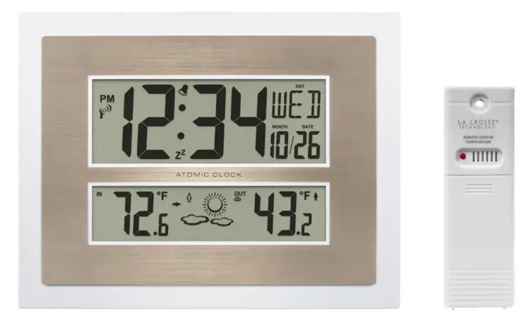 LA CROSSE TECHNOLOGY 512 1422WH Atomic Digital Wall Clock