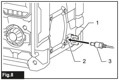 makita-DMR300-Job-Site-Charger-Radio-fig8