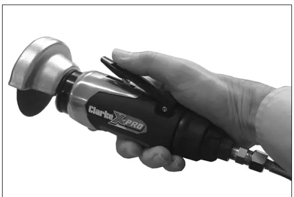 Clarke CAT127 Cut Off Tool - OPERATING THE TOOL