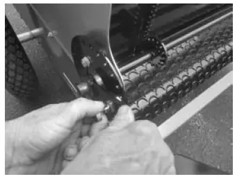 DCS 65PT Compost Topdresser-4