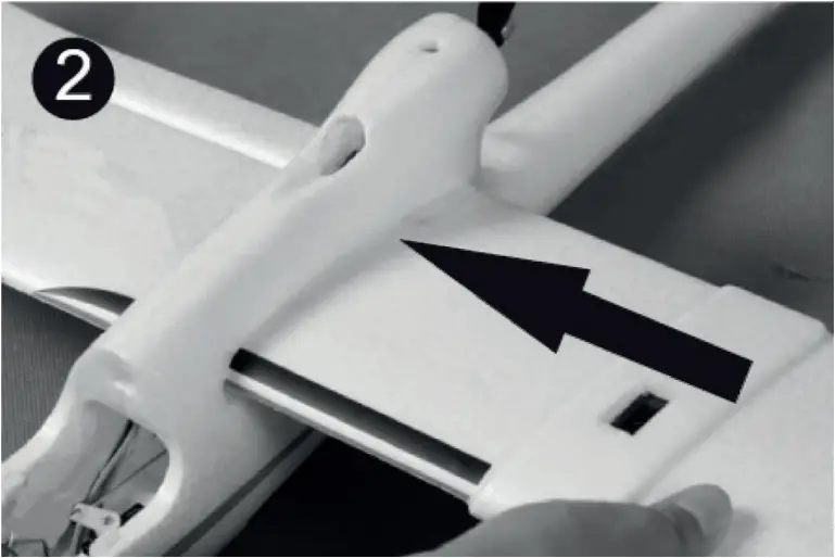 MODSTER Easy Trainer 800 - Assembling the wing 2