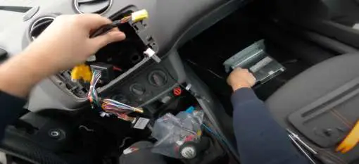 AVISON B07QKDCKS5 DAB Car Radio - figure 6