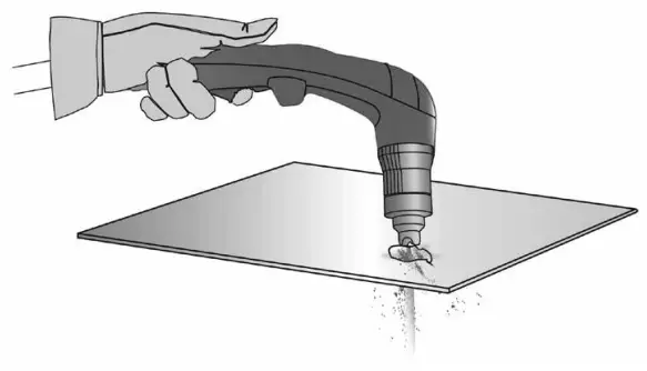 GYS EASYCUT K25 Plasma Cutting Machine - sparks come from