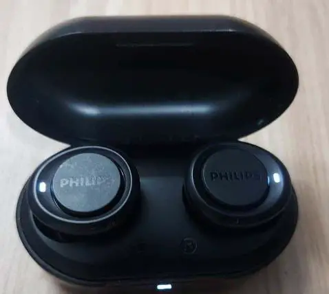 PHILIPS-TAT1215BK-1000-Series-In-Ear-True-Wireless-Headphones-product-imagePHILIPS-TAT1215BK-1000-Series-In-Ear-True-Wireless-Headphones-product-image