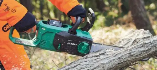 Hikoki Cs 30y,40y Series Electric Chainsaw Instruction Manual Hikoki Cs 30y,40y Series Electric Chainsaw Instruction Manual
