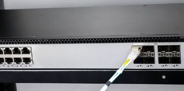 QSFPTEK -S560024T8X-24-Port-Gigabit-Ethernet-L3+-Switch-fig-7