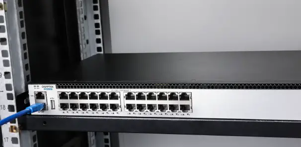 QSFPTEK -S560024T8X-24-Port-Gigabit-Ethernet-L3+-Switch-fig-9