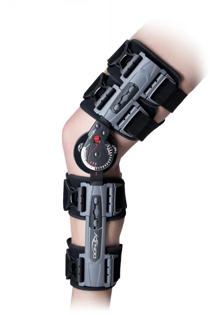 DONJOY 11-2151-9 X-ROM Post-Op Knee Brace featured