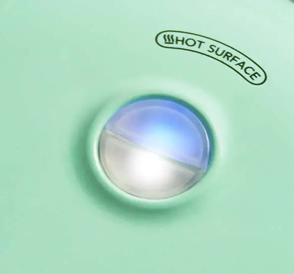 DASH-D-DBWM600-Flip-Belgian-Waffle-Maker-06