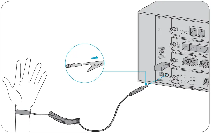FS COM M6200 Network Management Unit - Fig 18