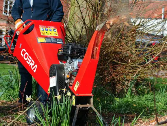 Cobra Chip650le 3 Inch 208cc Petrol Wood Chipper Electric Start Instructions Cobra Chip650le 3 Inch 208cc Petrol Wood Chipper Electric Start Instructions