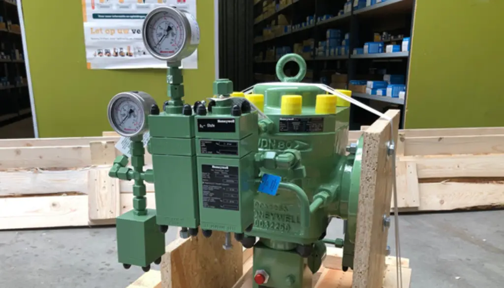 Honeywell Hon 380 Gas Medium Pressure Regulators Instructions Honeywell Hon 380 Gas Medium Pressure Regulators Instructions