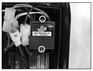 Razor Power Core 90 Controller Replacement - Step 5