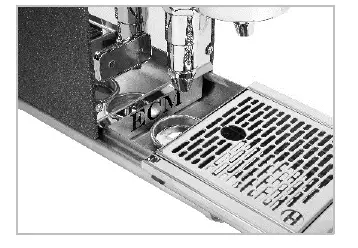 ECM-81025-Puristika-Domestic-Espresso-Machine-FIG 3