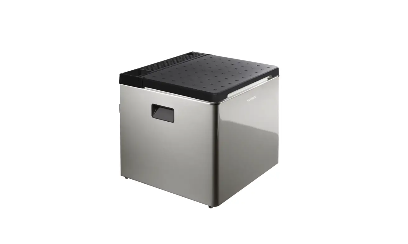 Dometic Acx3 Series Mobile Cooling User Manual Dometic Acx3 Series Mobile Cooling User Manual