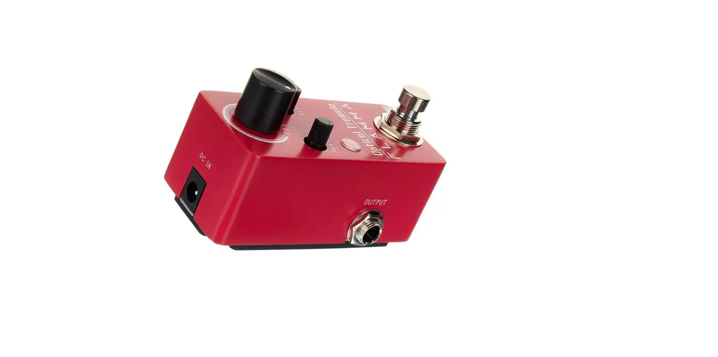 Flamma Fc16 Optical Tremolo Pedal Owner's Manual Flamma Fc16 Optical Tremolo Pedal Owner's Manual