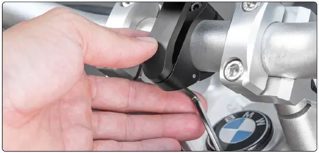 peak-design-M-MM-AB-BK-WEB-1-Motorcycle-Bar-Mount-for-Smartphone-fig-11