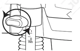 VonHaus 3500019 1600W Heavy Duty Router - ADJUSTING THE CUTTING DEPTH 1