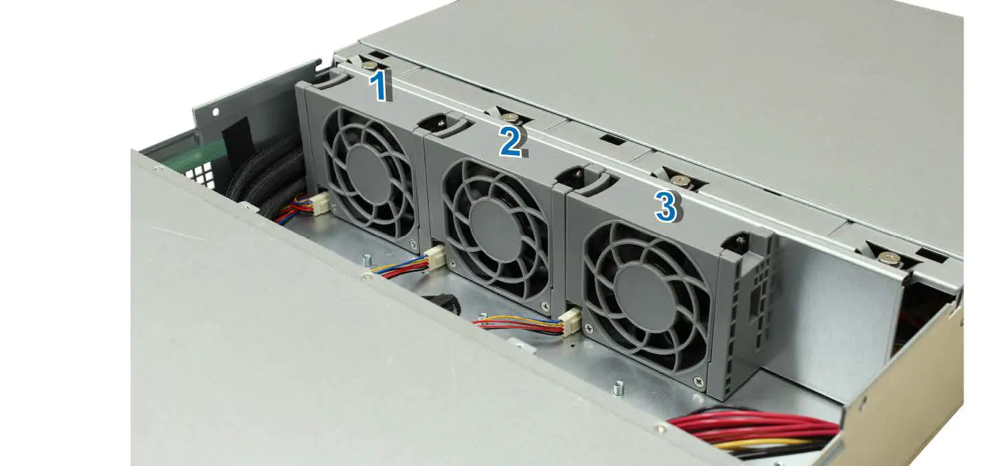 Synology-RX1217RP-Expansion-Unit-28