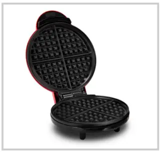 USING YOUR WAFFLE MAKER