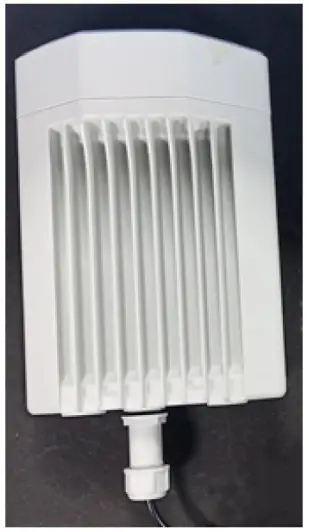 Cambium Networks V5000 Pole Mount Bracket Distribution Unit - Connecting the input