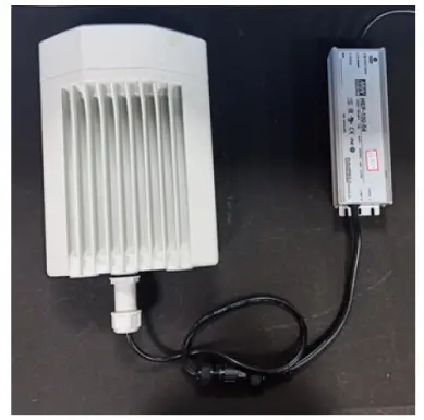 Cambium Networks V5000 Pole Mount Bracket Distribution Unit - Connecting the output