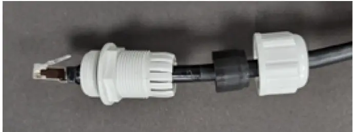 Cambium Networks V5000 Pole Mount Bracket Distribution Unit - Fixing the gland nut