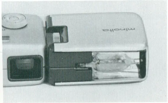 MINOLTA 16 MG-S Vintage Camera Lab - flashgun 3