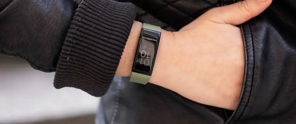 Amazon B78c5e Halo View Fitness Tracker User Guide