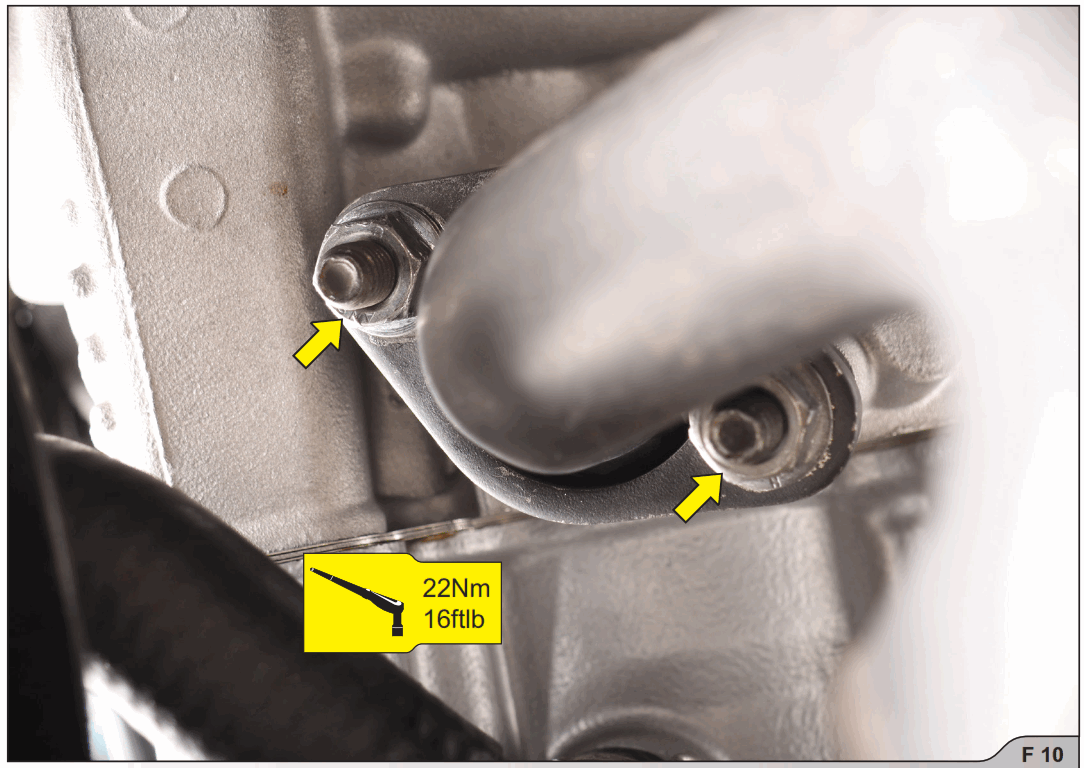 AKRAPOVIC Italjet Dragster 125 Slip-On Motorcycle Exhaust - damage 1