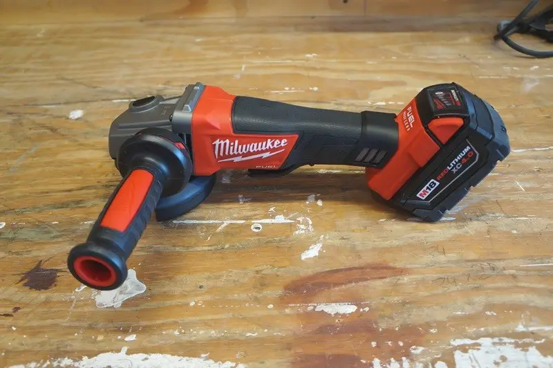 Milwaukee M18 Fuel 5 Milwaukee M18 Fuel 5