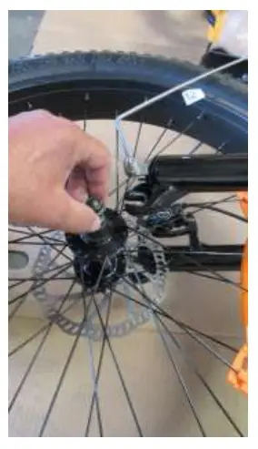 CSC FT750ST Electric Bicycles - Work the front