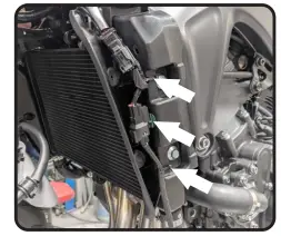 EA47-YOSHIMURA-Race-Series-Yamaha-MT-09 AT2-Stainless-Steel-Full-System-FIG10