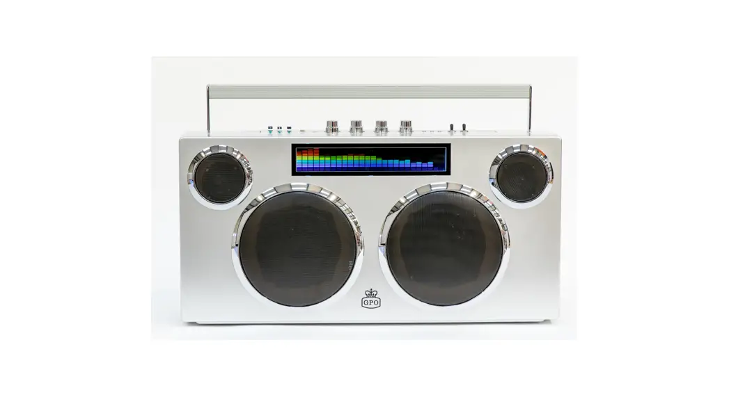 Gpo Manhattan Bluetooth Speaker System User Manual Gpo Manhattan Bluetooth Speaker System User Manual