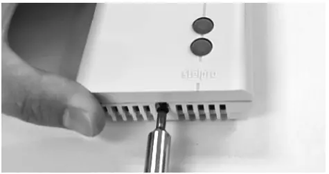 STELPRO-Low-Voltage-24V-Electronic-Thermostat-6