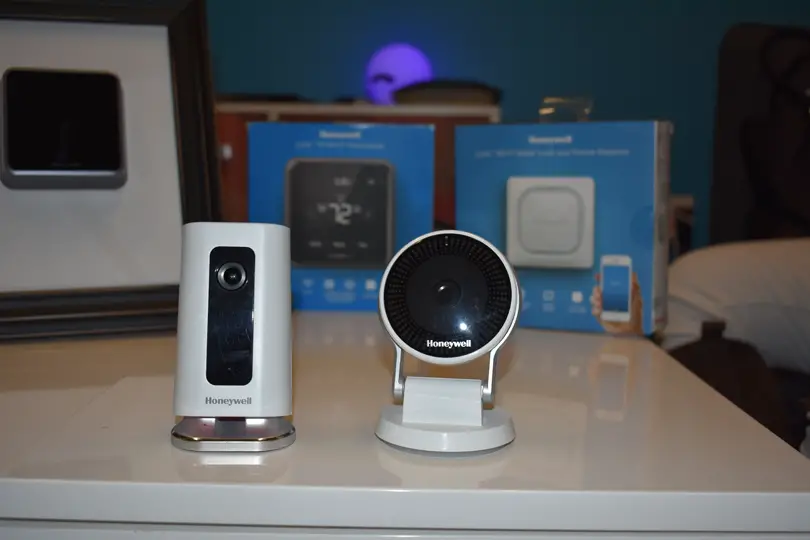 Honeywell Lyric C2 Wi-fi Security Camera Installation Guide Honeywell Lyric C2 Wi-fi Security Camera Installation Guide