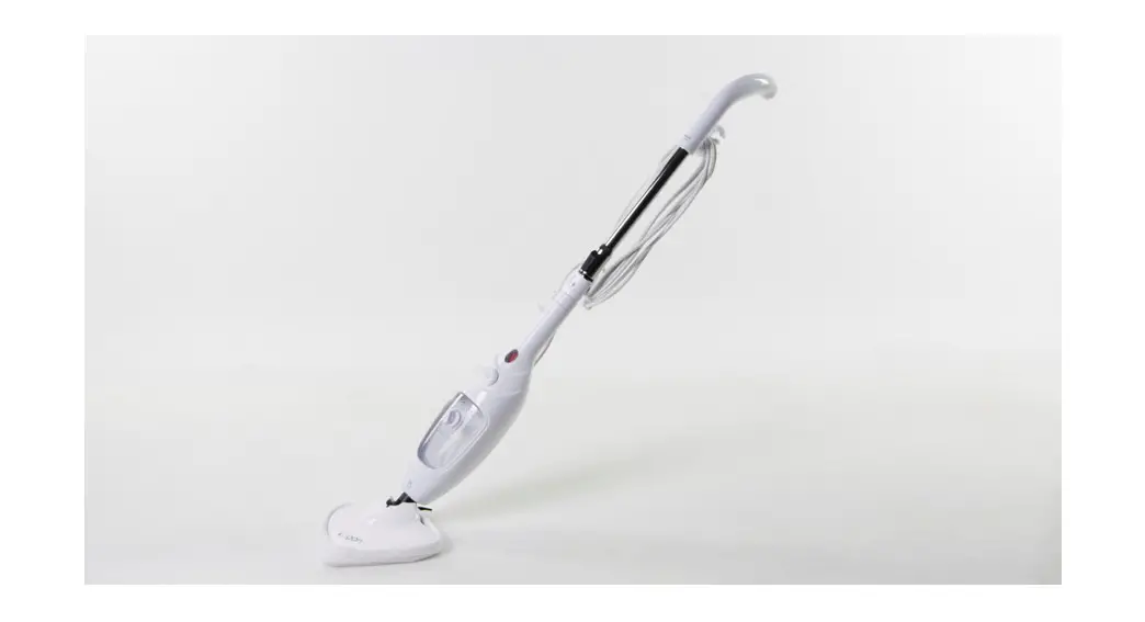 Kogan Kamopstm11j Eleven-in-one Steam Mop User Guide Kogan Kamopstm11j Eleven-in-one Steam Mop User Guide