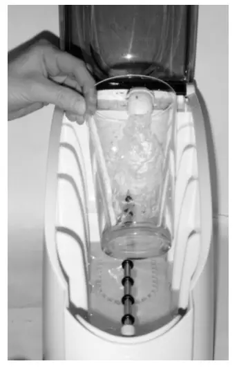 COOPER COOLER Rapid Beverage Chiling Appliance - Removing Water