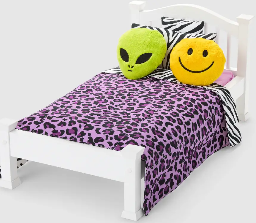 American Girl HNR82 Nicki's Bed and Animal Print Bedding product
