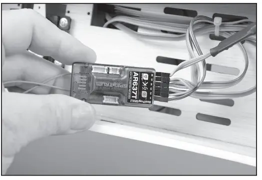 HORIZON HAN4775 Hanger 9 Ultra Stick - fl aps and