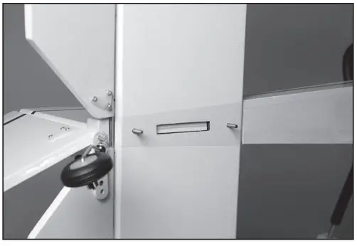 HORIZON HAN4775 Hanger 9 Ultra Stick - mounting posts.