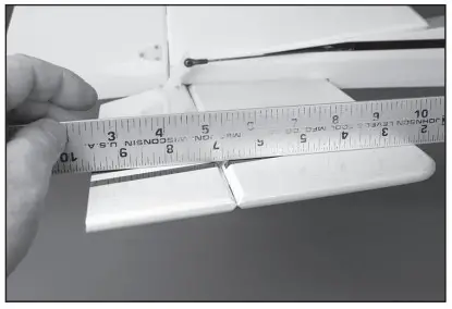 HORIZON HAN4775 Hanger 9 Ultra Stick - servo arm equally