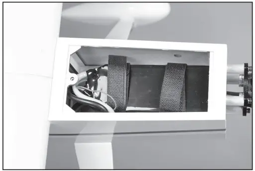 HORIZON HAN4775 Hanger 9 Ultra Stick - using the hook and