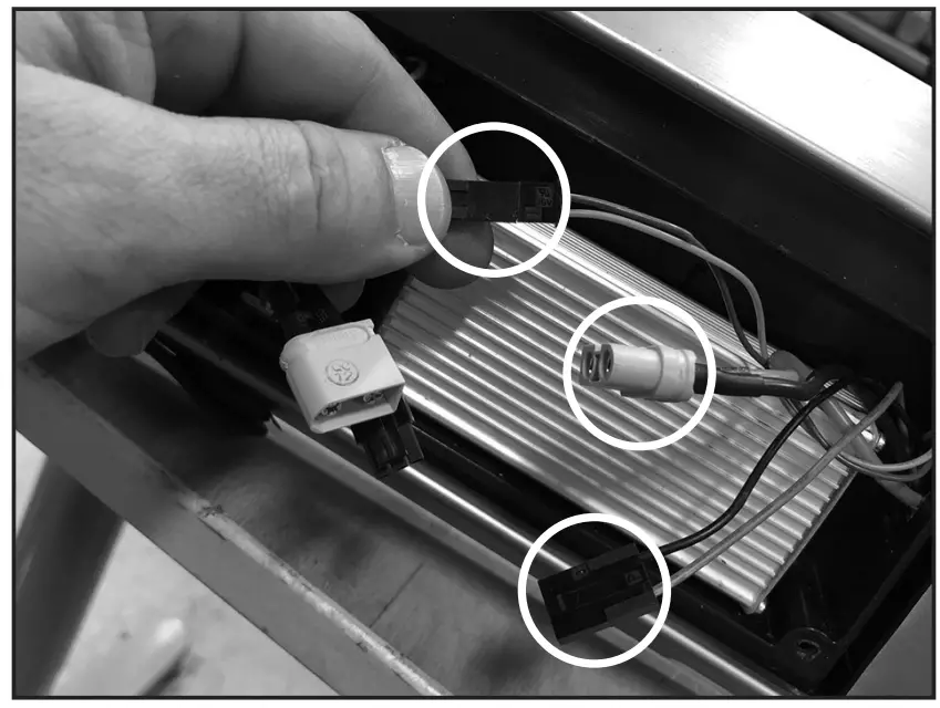 Razor W13111818003 E PRIME III Battery - Step 7