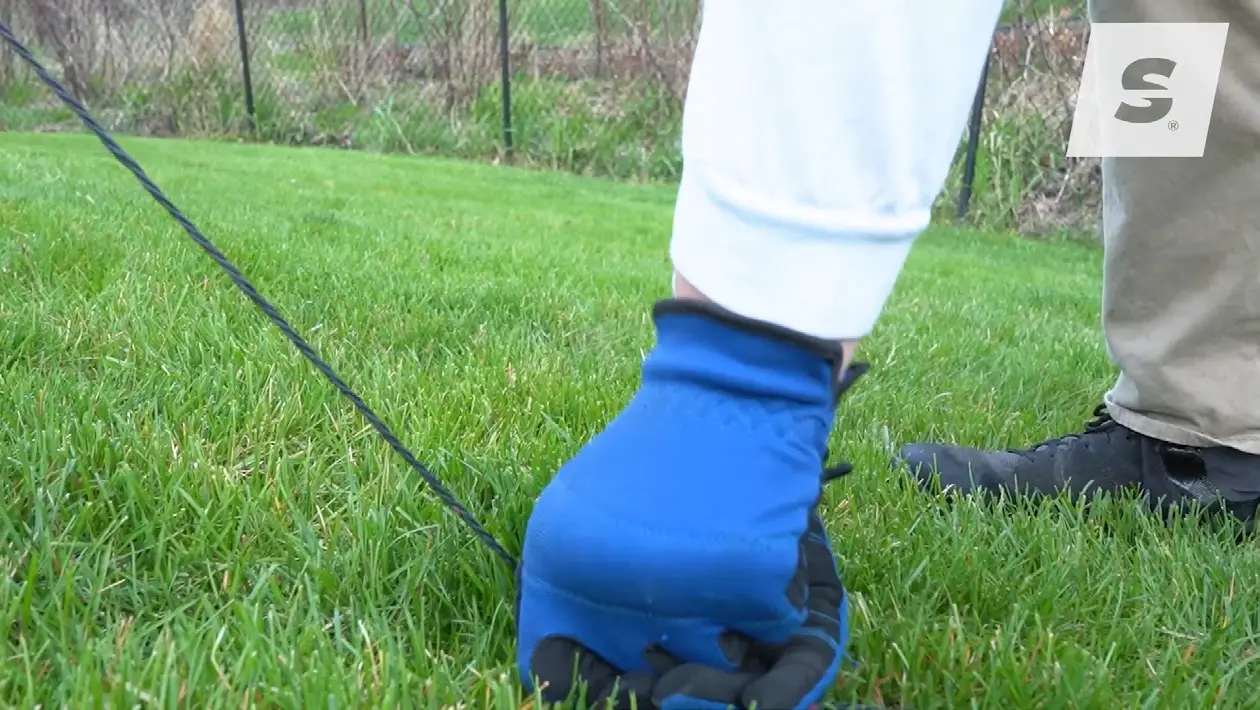 STARKLINE Electric Netting Kit - Stake Each Of The Ropes Into The Ground